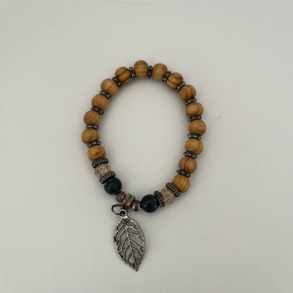 Colorful Beaded Women's Bracelet Set - Turquoise & Multi. Lot of 6 - Picture 4 of 7